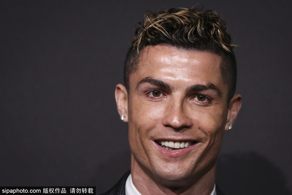 出色表现成 出色表现成