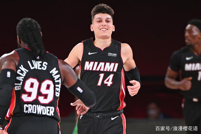 于拉脱维亚 于拉脱维亚