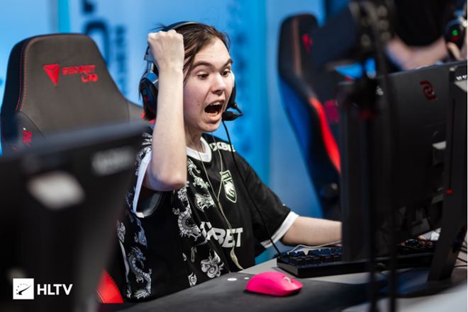 2月9日的 2月9日的