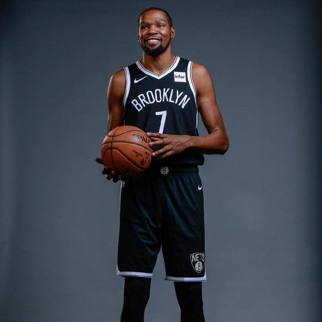 后场两块关 后场两块关